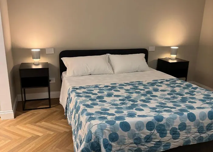 Easy Room Italy City Life